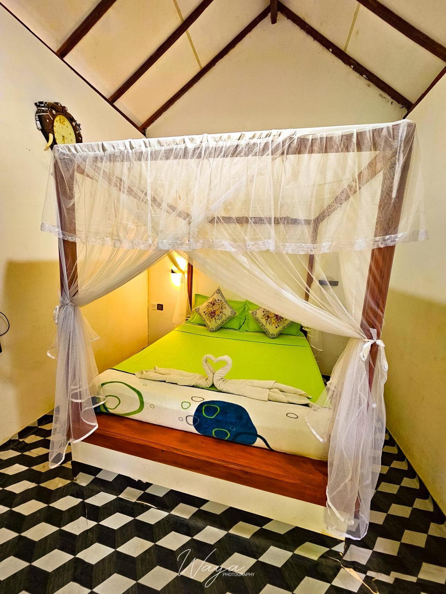 Peacock'S Paradise Safari Hostel Udawalawe Eksteriør bilde